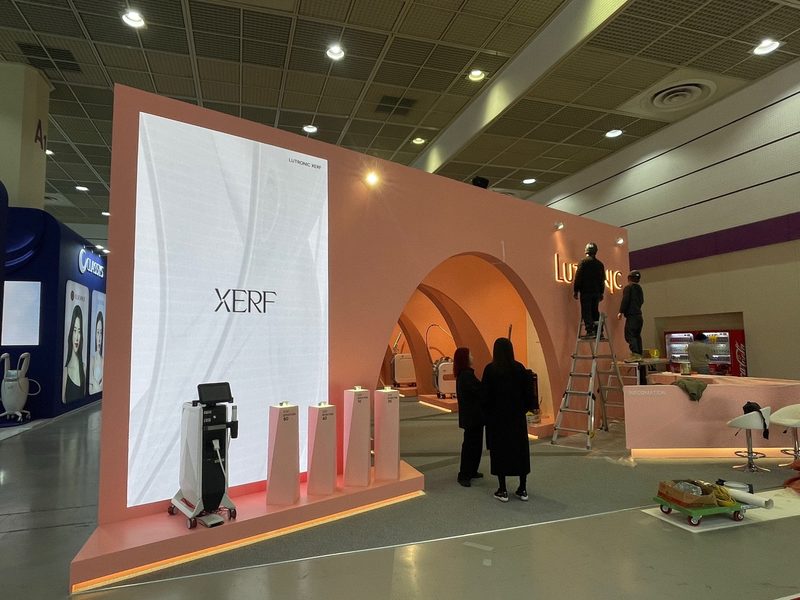 Lutronic XERF 전시